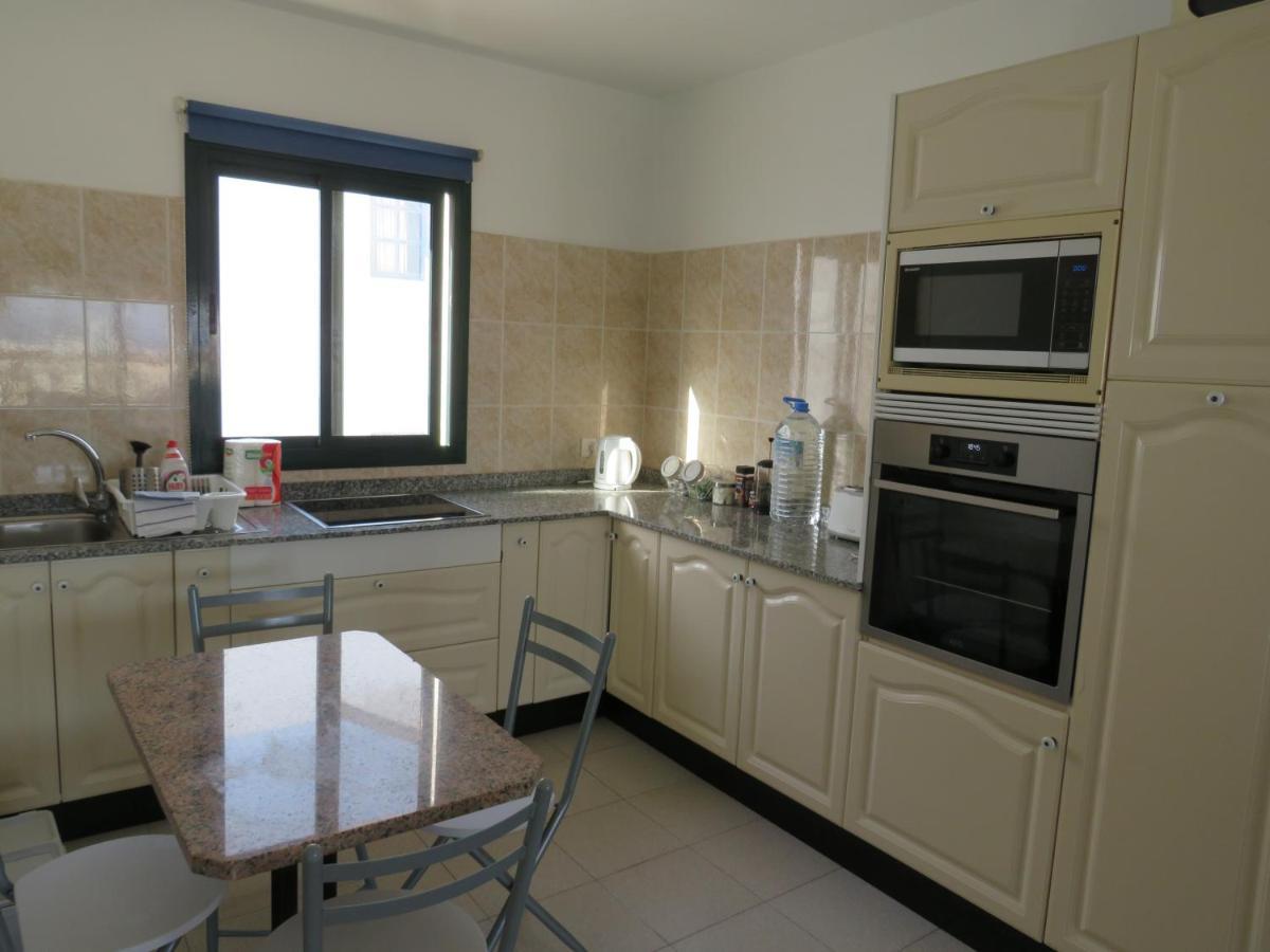 Lidl Bright Central Two Bed Apartment Pdc Puerto del Carmen  Extérieur photo
